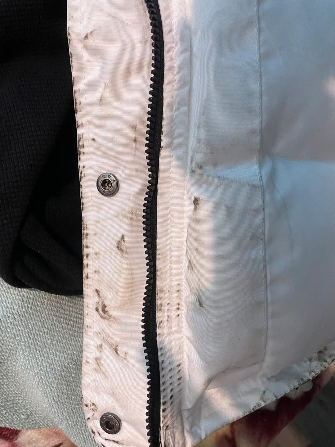 Canada Goose White Down Puffer Parka Jacket - photo 3