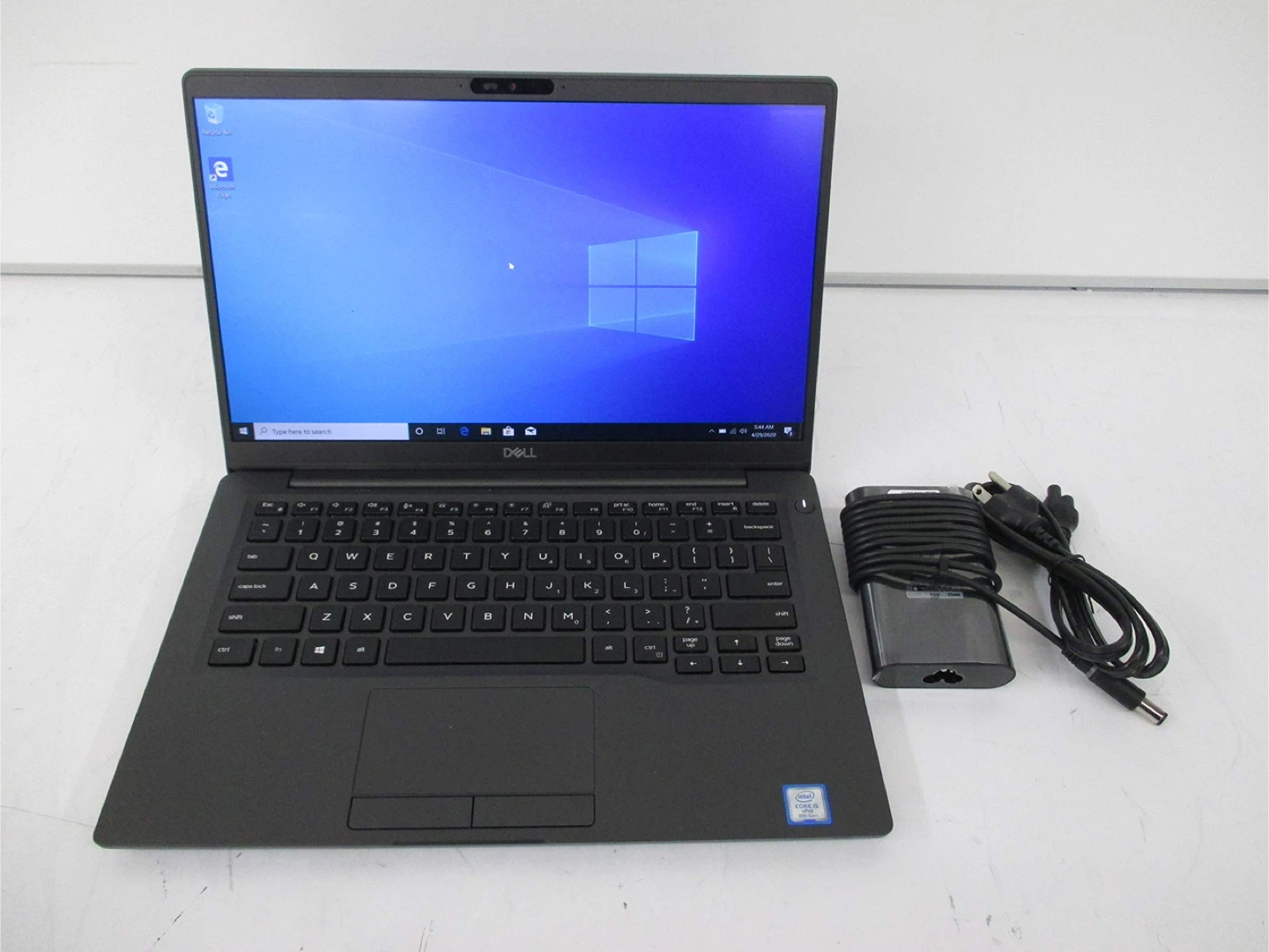 Dell Latitude 7400 Laptop - photo 2