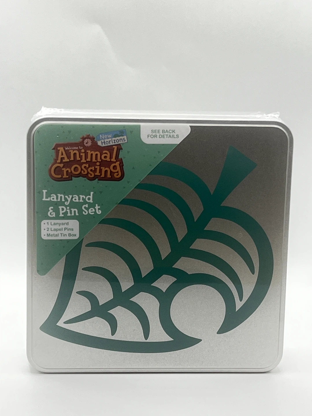 Animal Crossing lanyard & pin set sealed