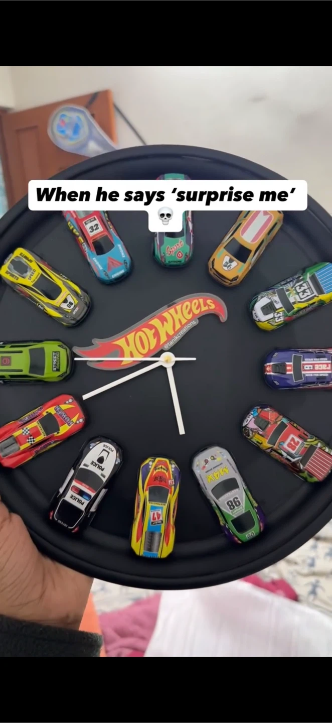 Hot Wheels Toy Car Clock