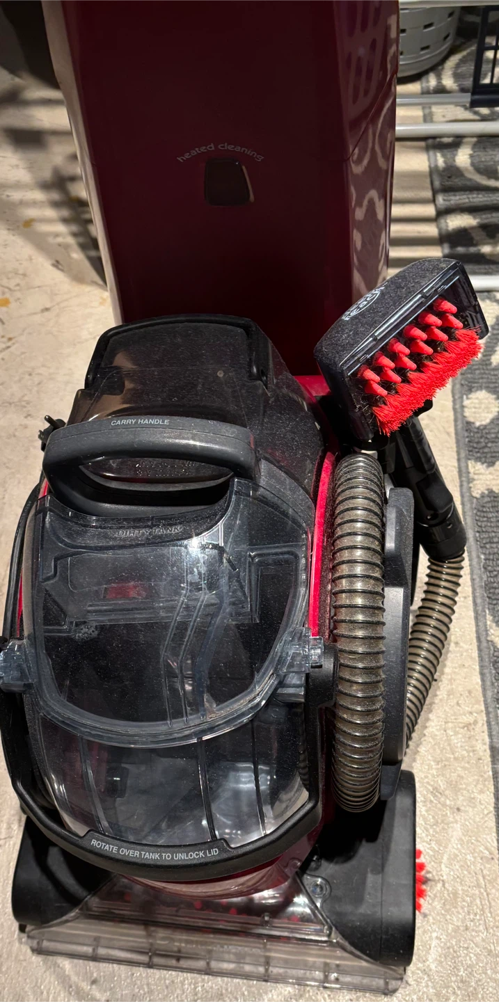 Bissell Lift-Off Deep Cleaner Portable Spot Cleaner - photo 2