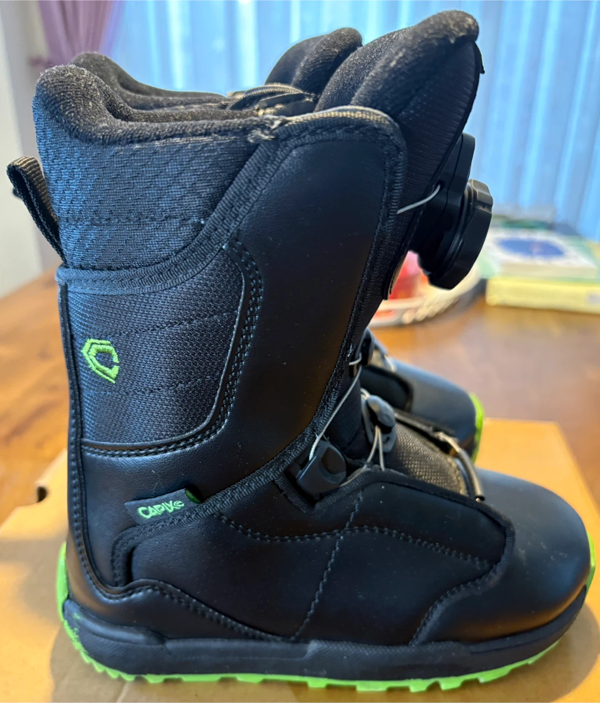 Capix Snowboard Boots - Black/Green - USJR Size 1.0 - photo 3