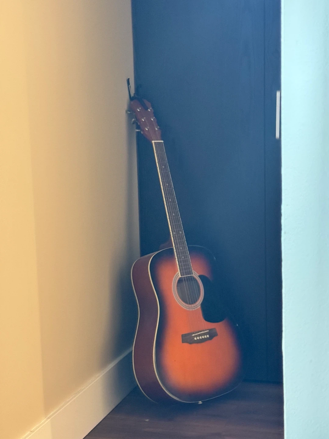 Acoustic Guitar - Sunburst - photo 2