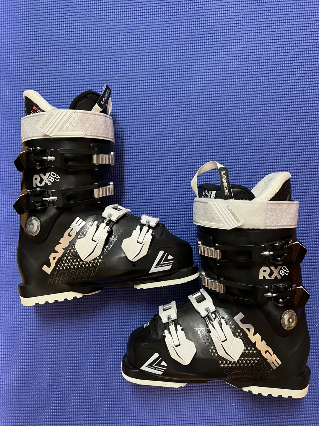 Women’s Lange Ski Boots