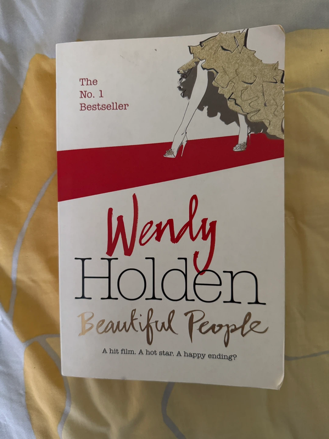 Beautiful People by Wendy Holden Paperback Novel