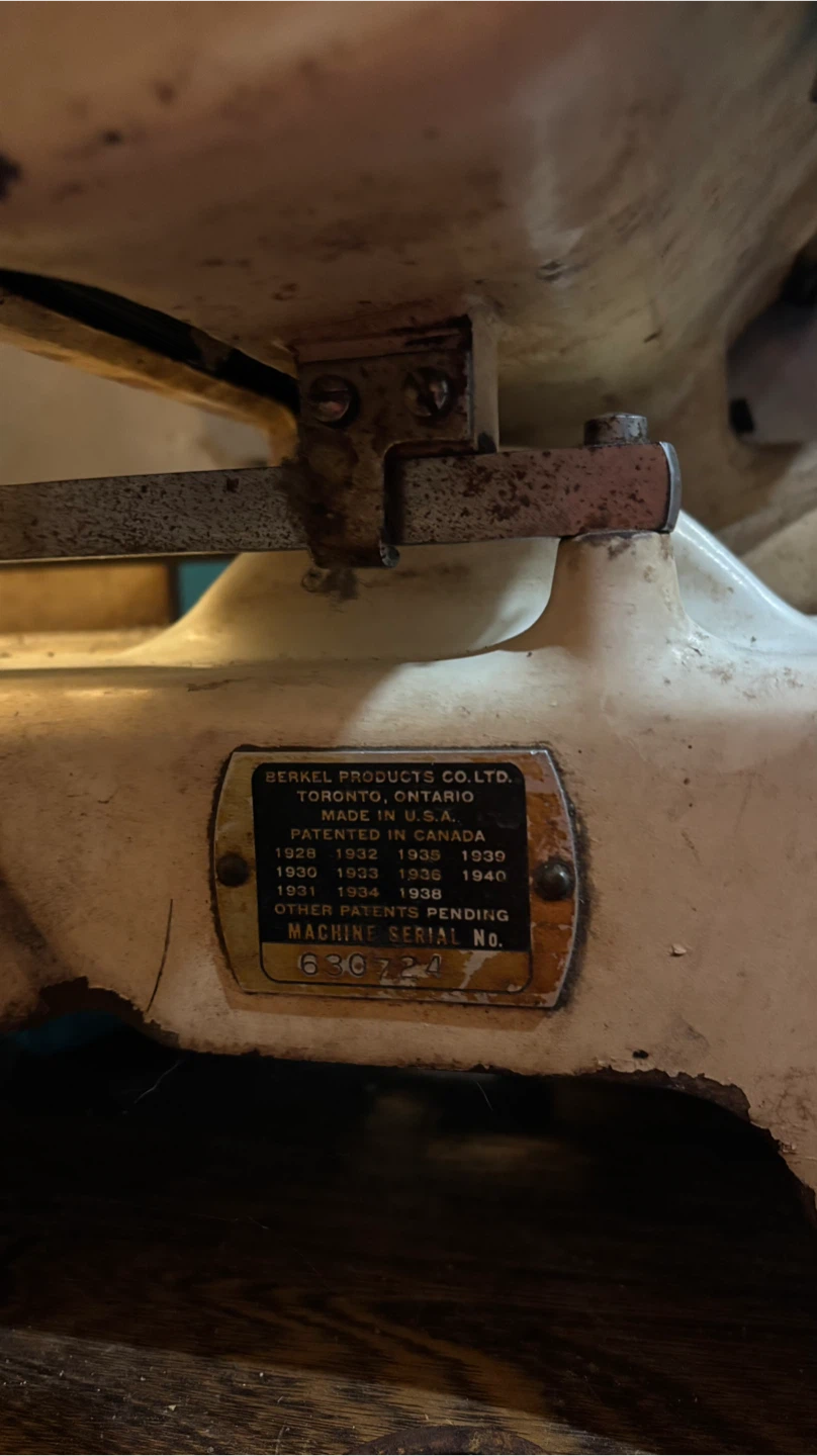 Berkel Meat Slicer - photo 3