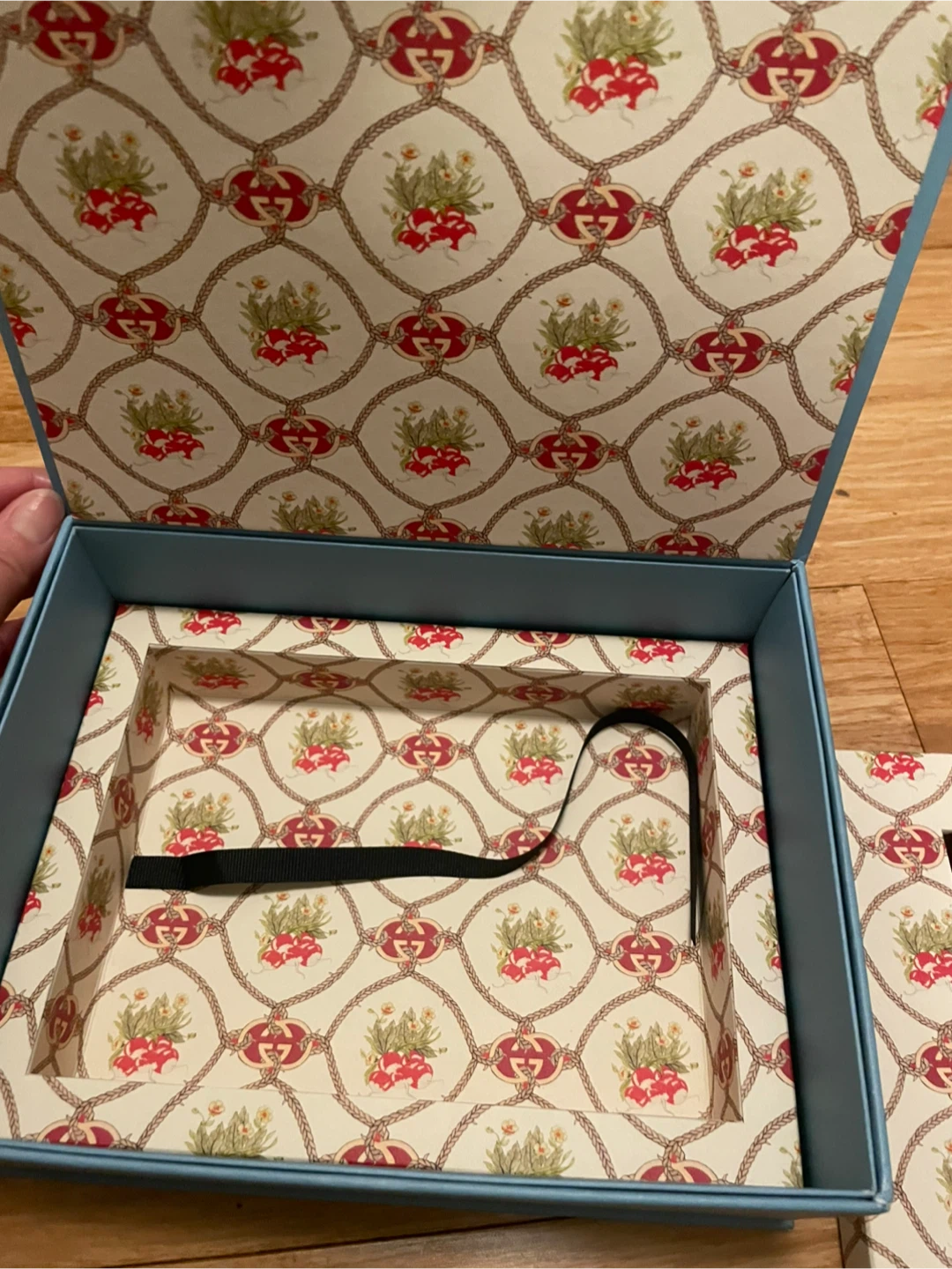 Gucci Stationery Set with Stamp and Envelopes - photo 2