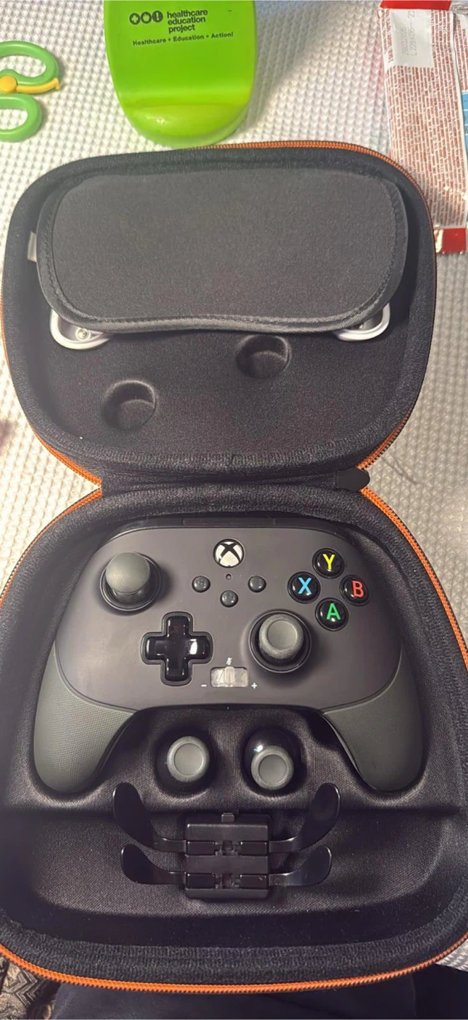 Fusion Pro Controller Case with Xbox Controller - photo 3