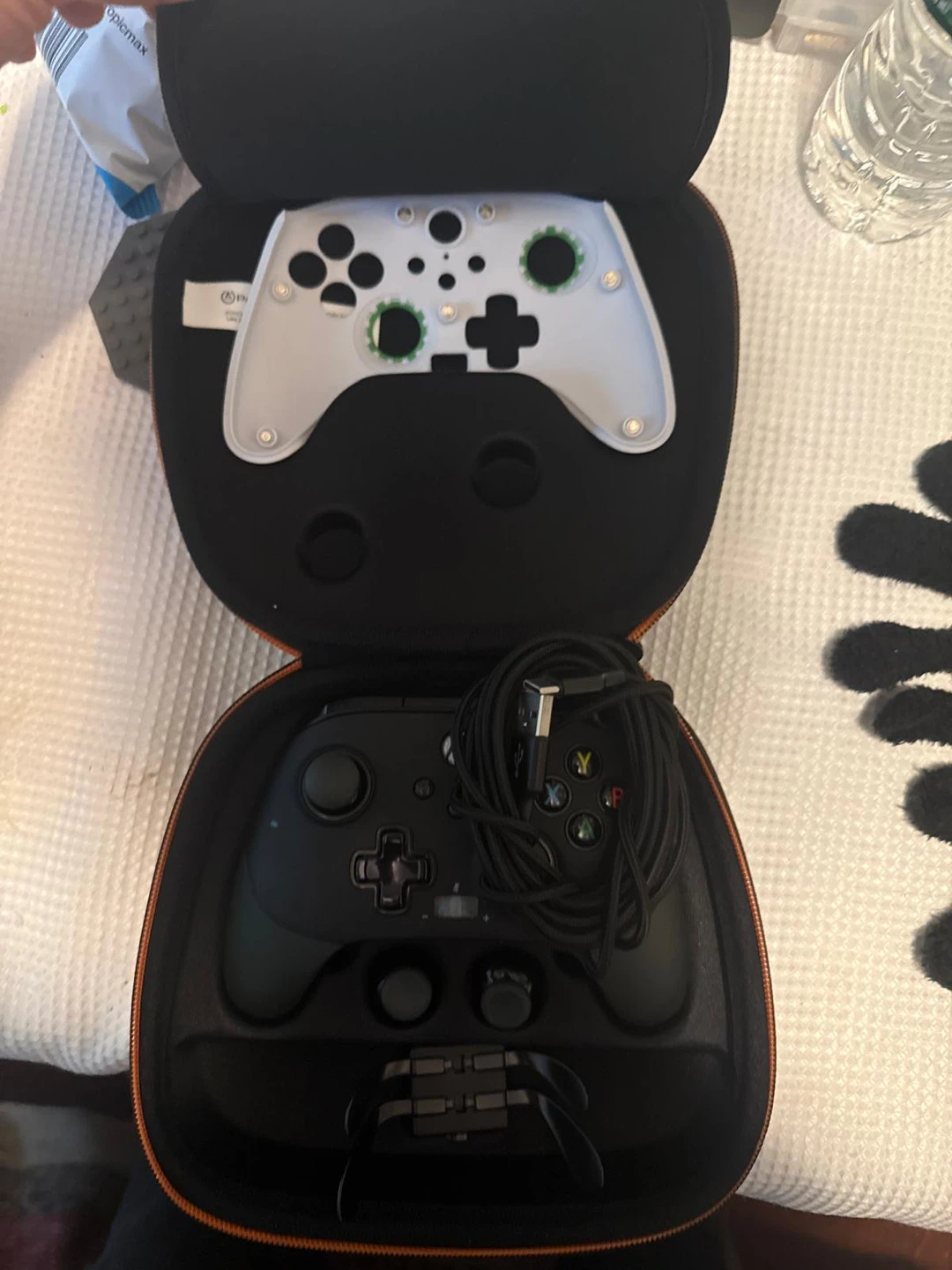 Fusion Pro Controller Case with Xbox Controller