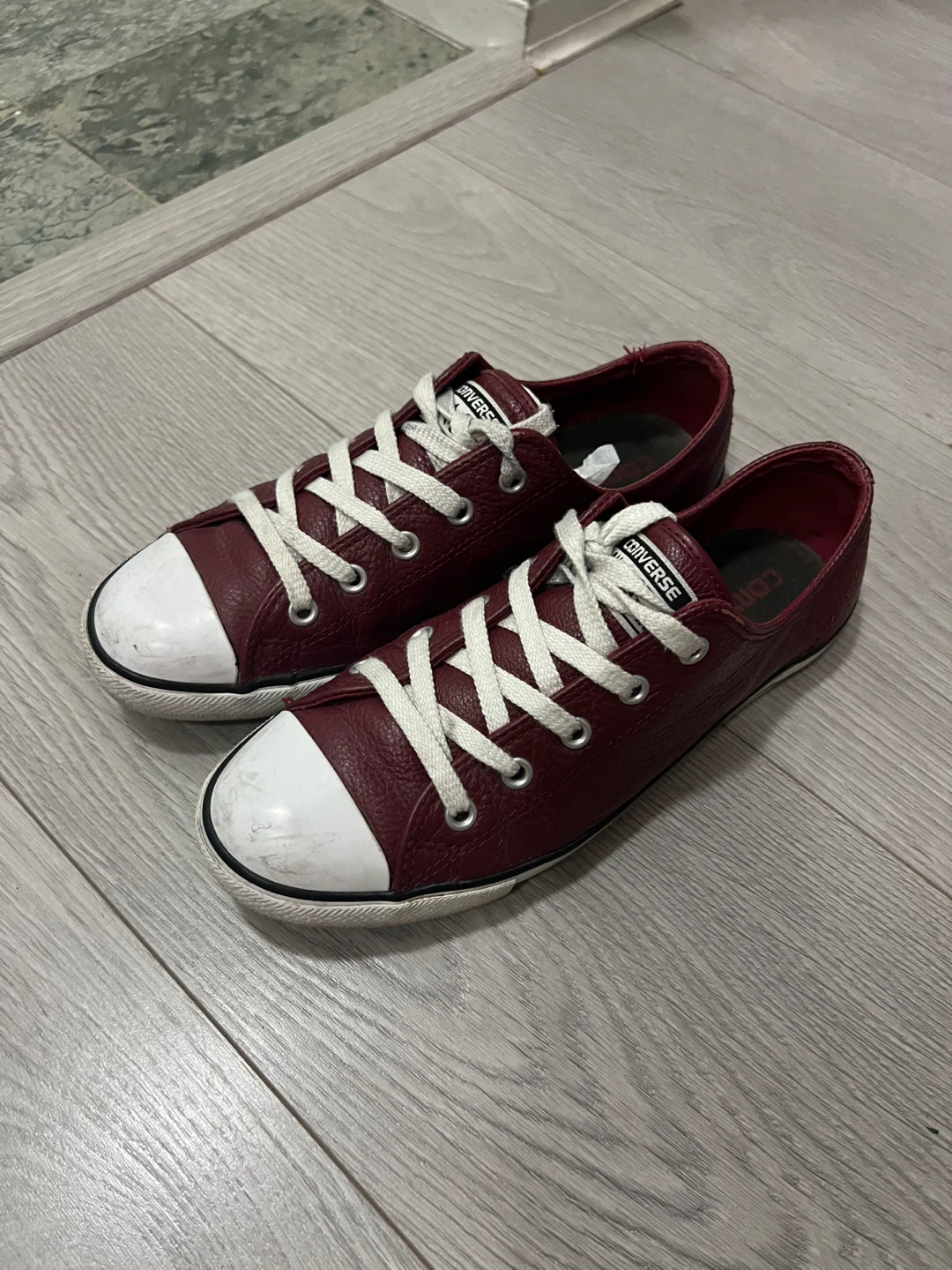 Converse Burgundy Leather Low Top Sneakers