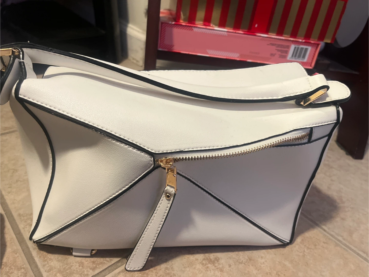 White Geometric Handbag - photo 2