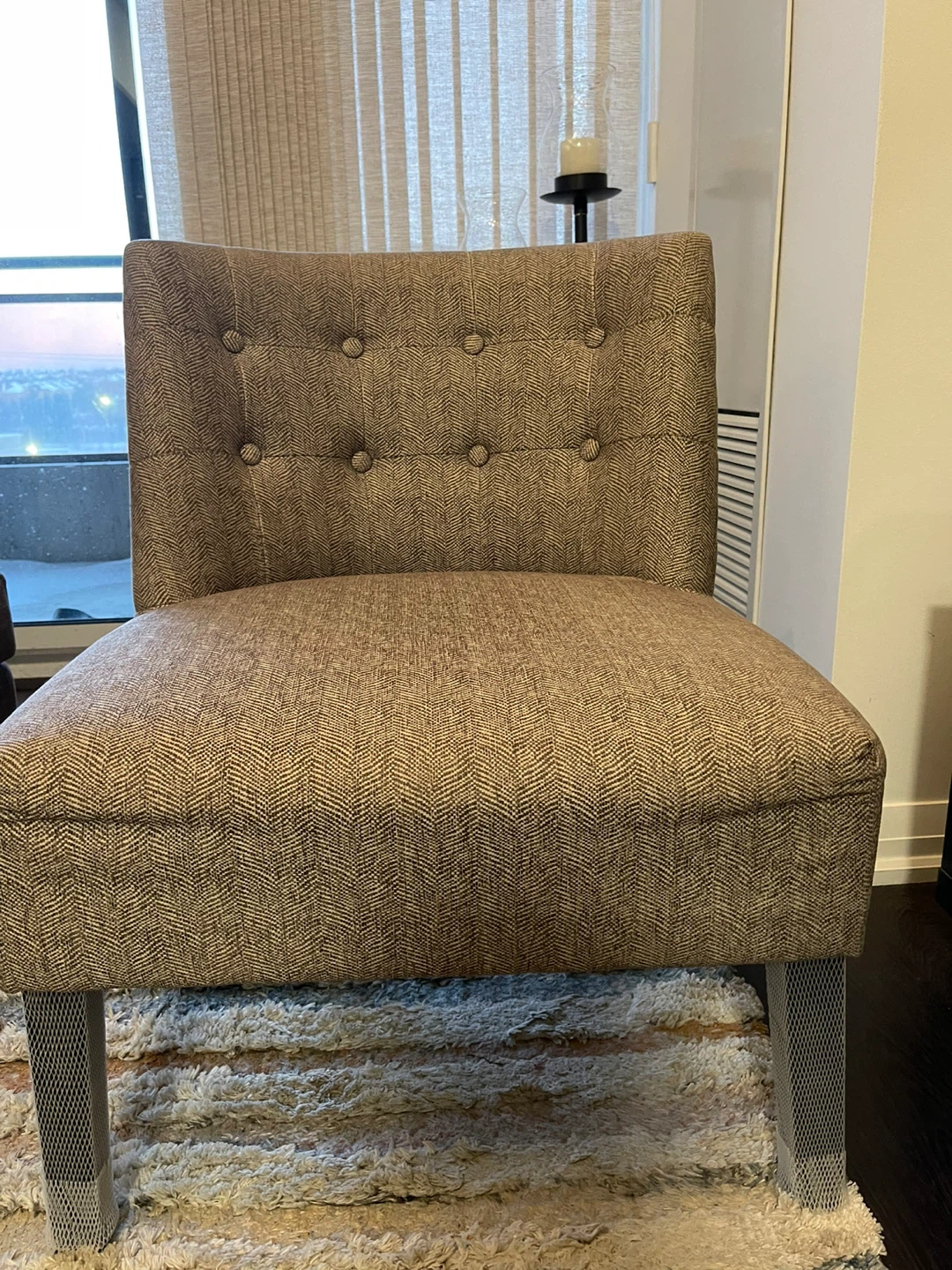 Beautiful Accent Chair - photo 2