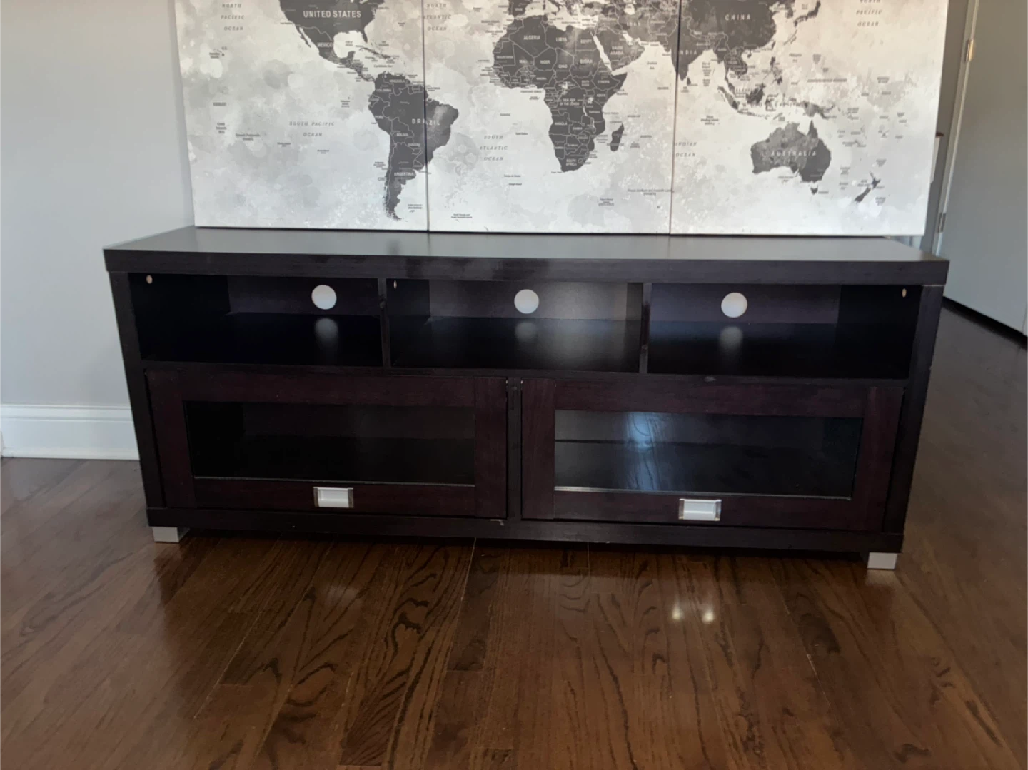 Like new TV stand - photo 4
