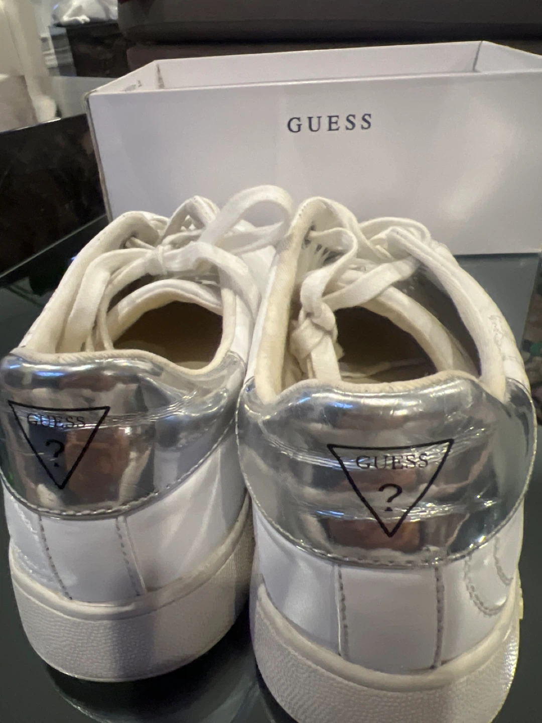 Guess White Women's Sneakers Size 7.5 - photo 5