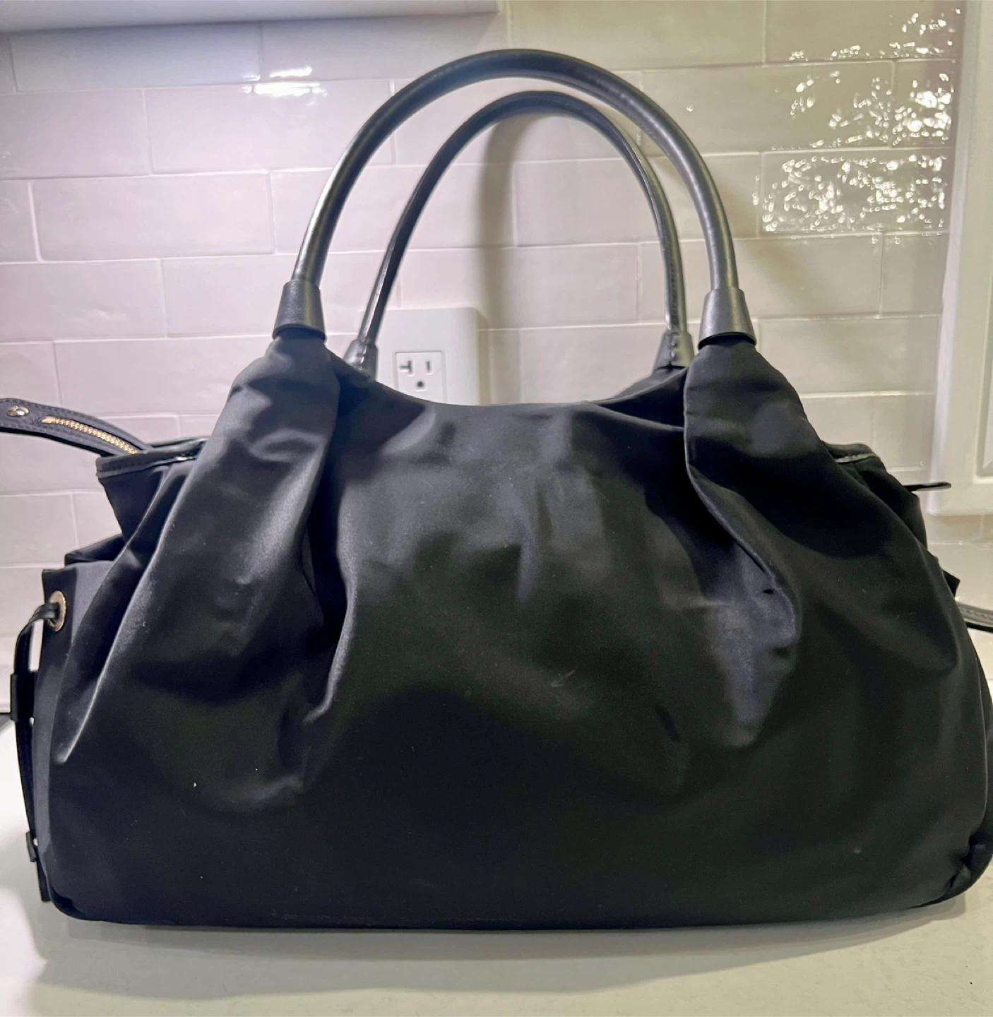 Kate Spade Black Diaper Bag w pad + matching pacifier holder - photo 2