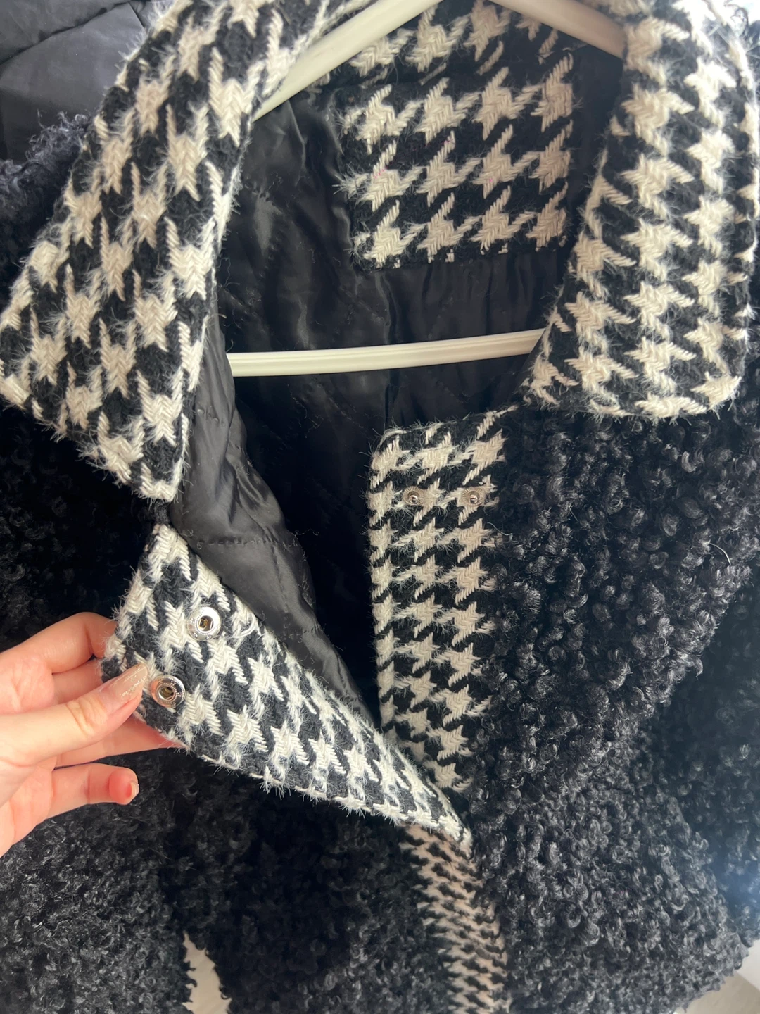 Women's Black Teddy Bear Jacket with Houndstooth Collar - photo 4
