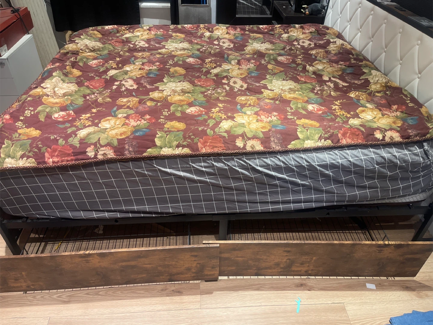 Floral Comforter with Bed Skirt Set