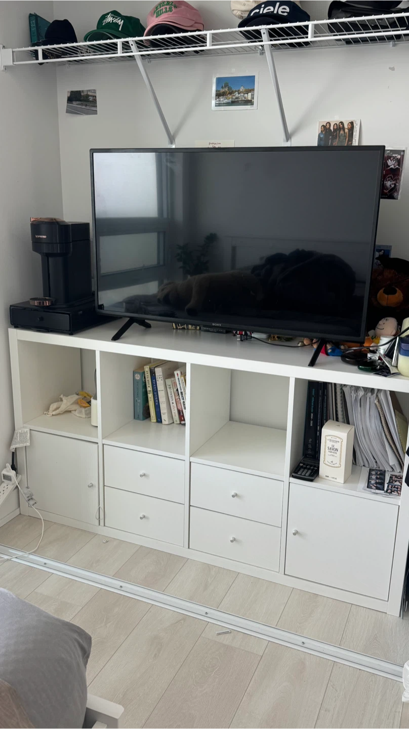 Book shelves