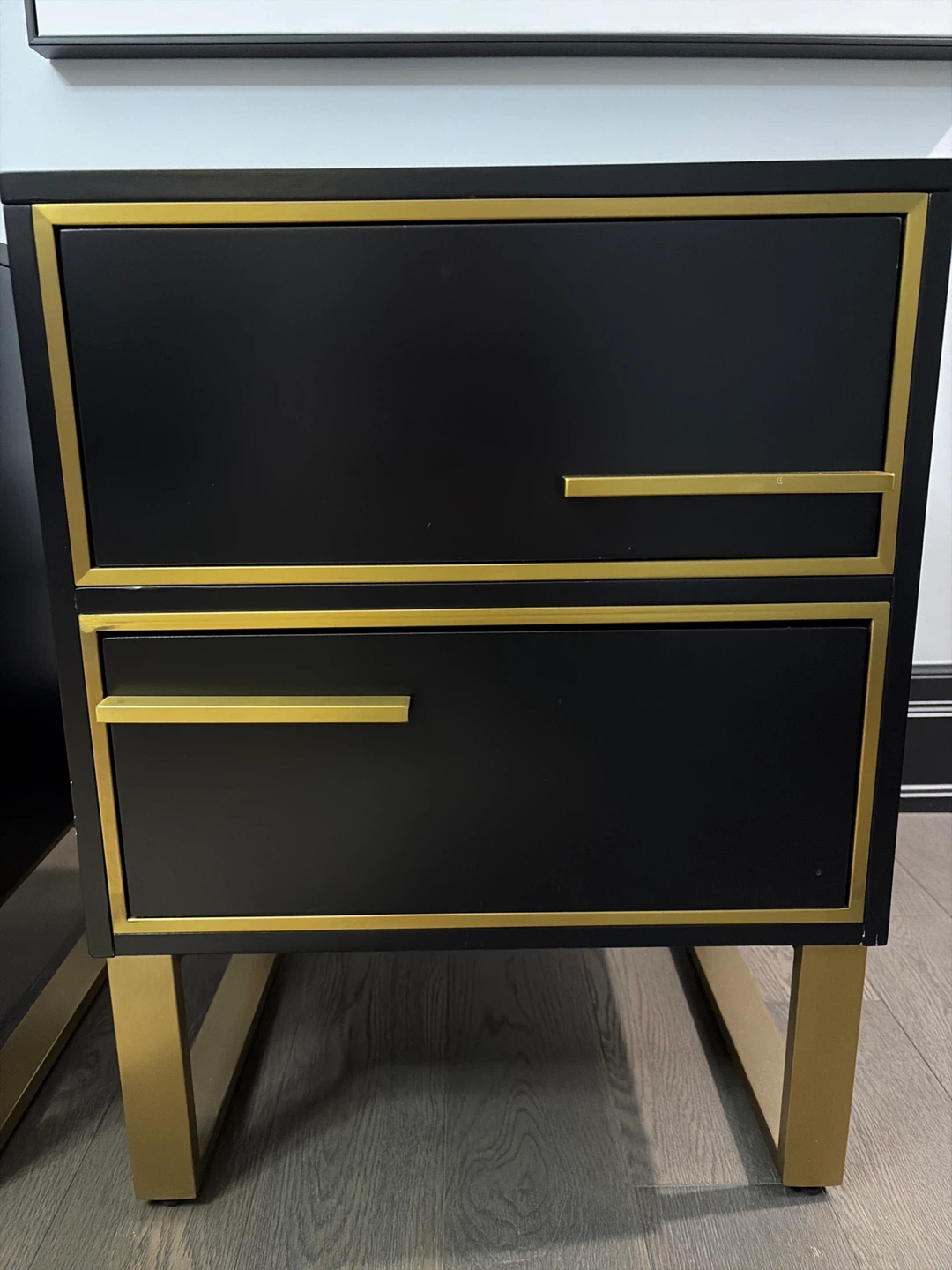 Night tables black and gold  (sold in Pair) - photo 2