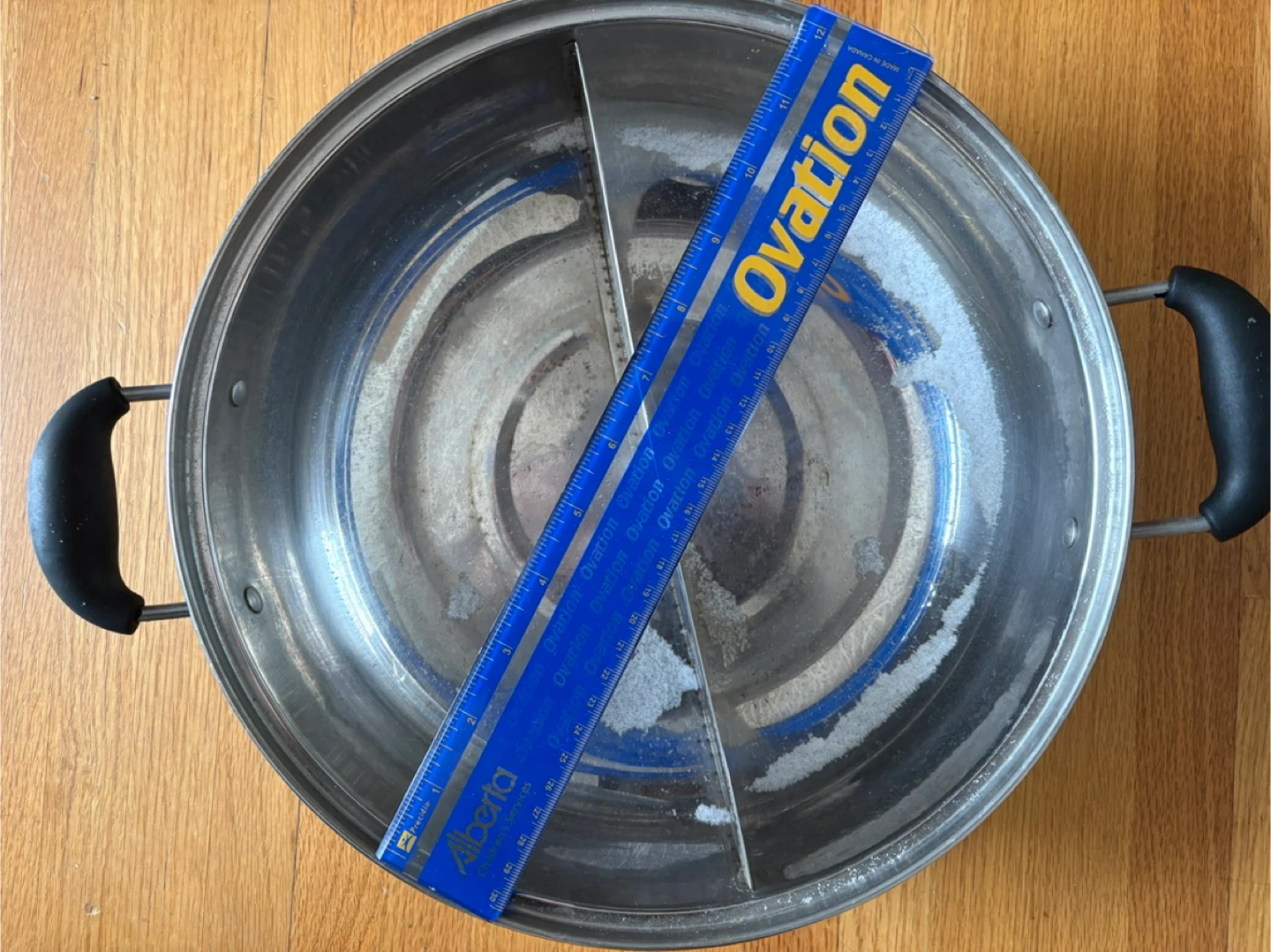Stainless Steel Two-Compartment Hot Pot