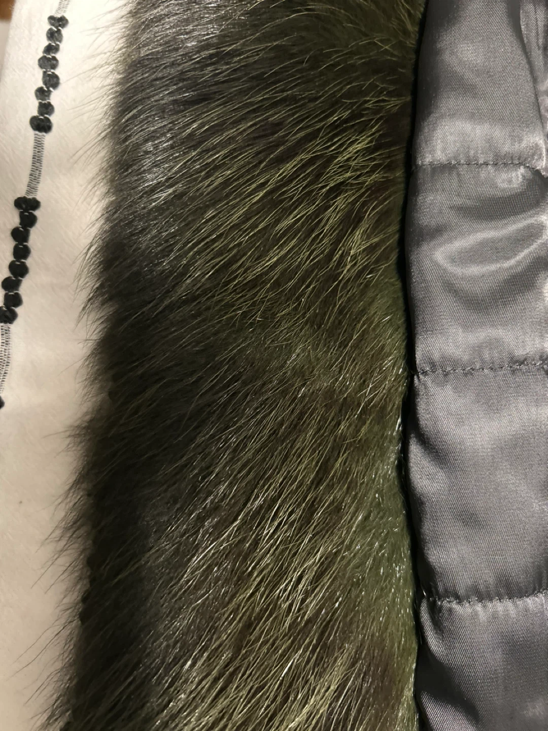 Blonde No.8 Hooded Puffer Vest with Faux Fur Trim - photo 4
