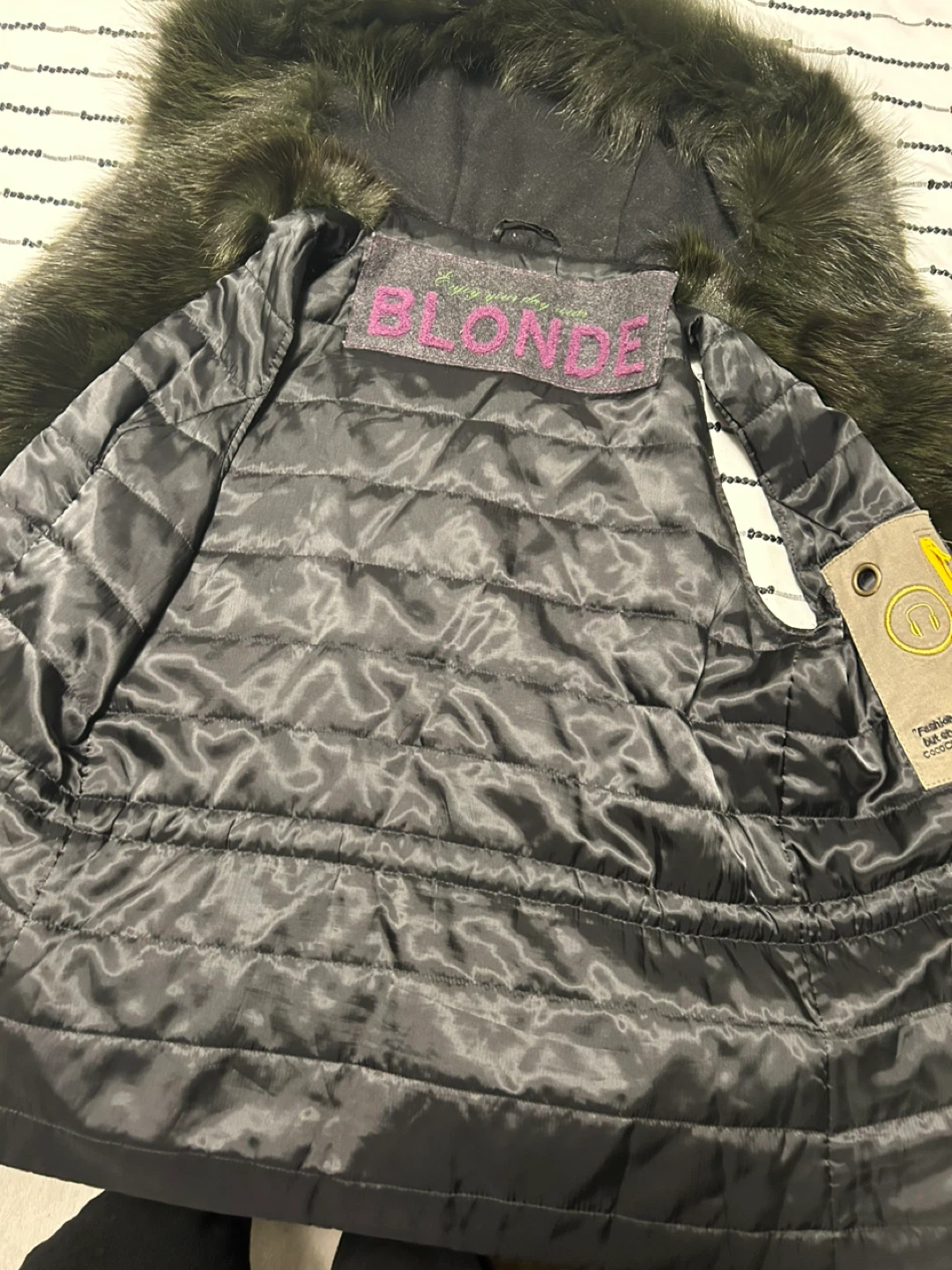 Blonde No.8 Hooded Puffer Vest with Faux Fur Trim - photo 3