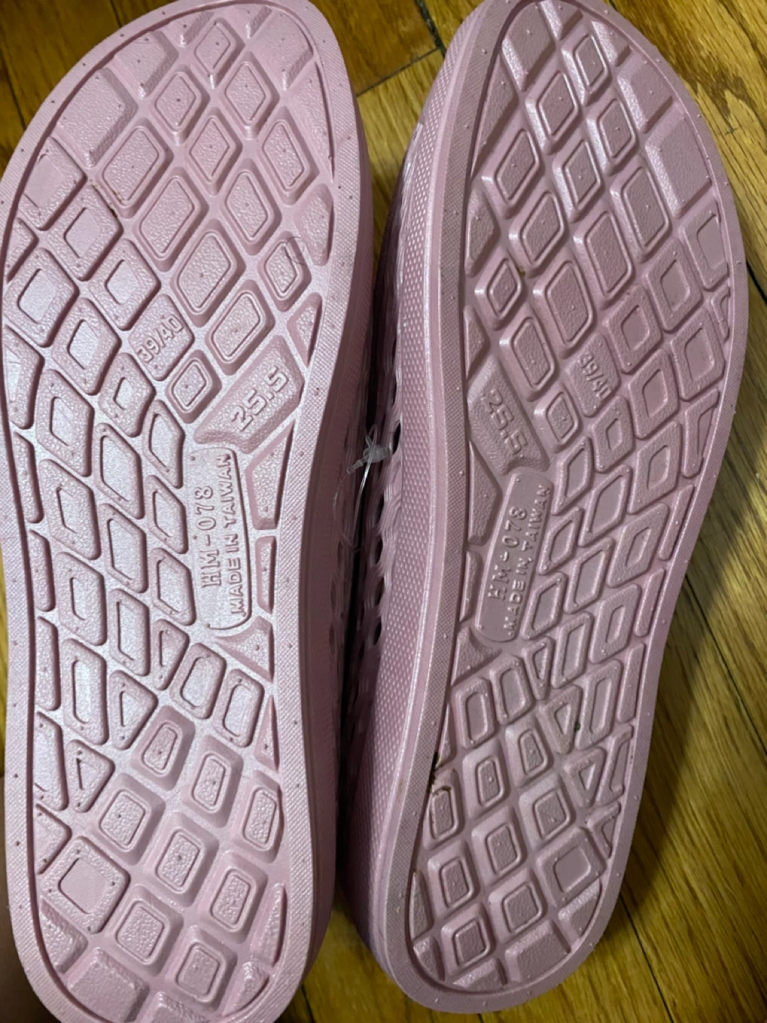Tecs Garden Shoes Women's Pink Slip-On Clogs Size 9.5 - photo 4