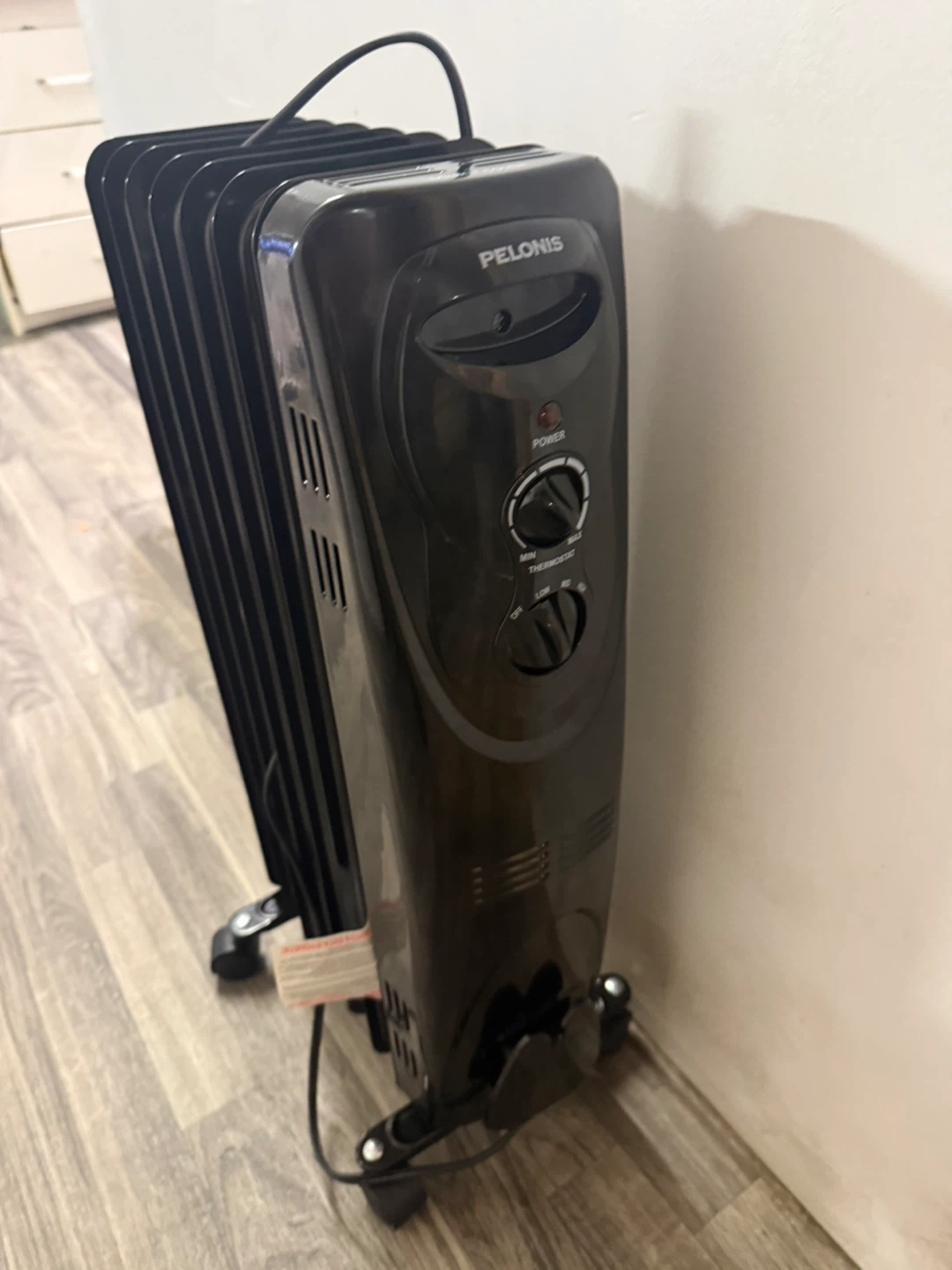 Pelonis Black Oil-Filled Radiant Heater with Thermostat - photo 4