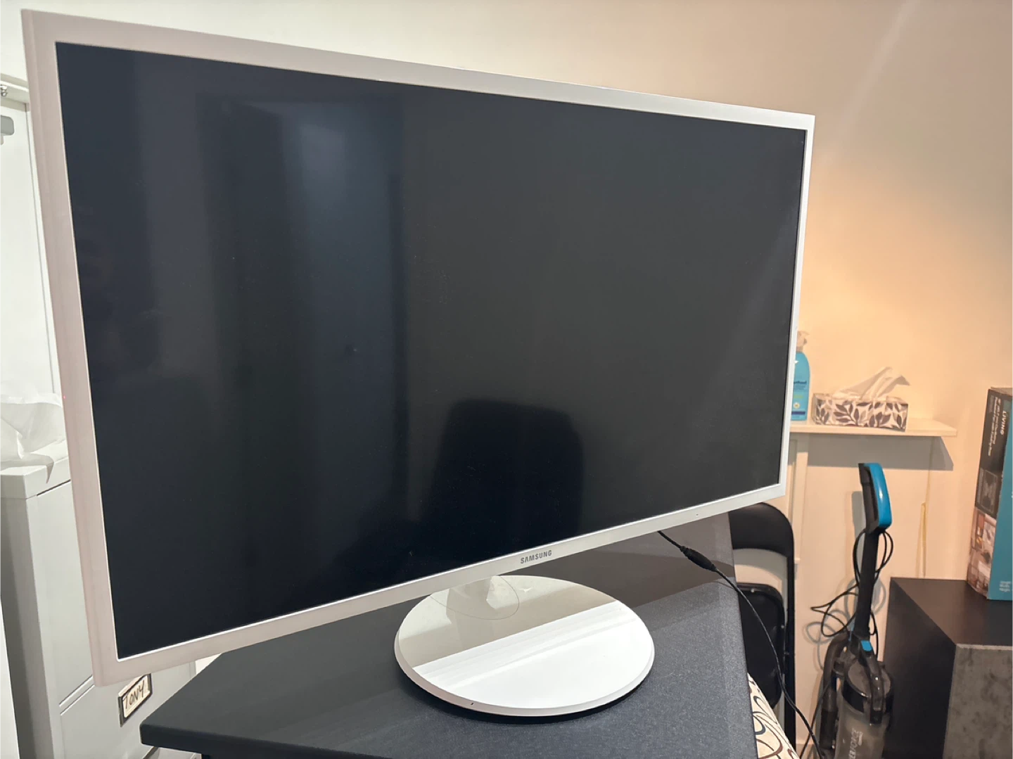 Samsung LS32F351FUNXXA 32-inch Color Display Unit