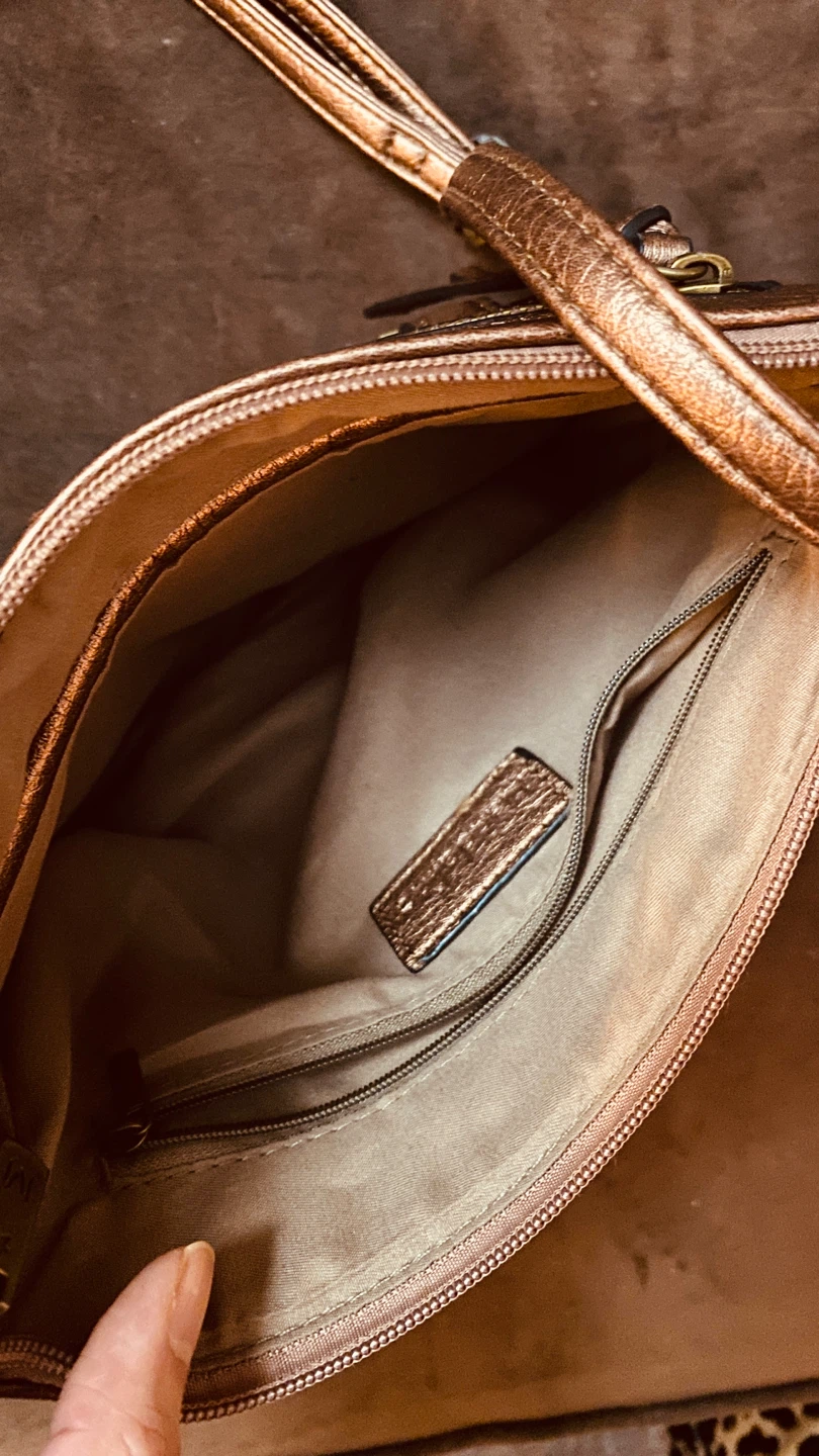 Rose Gold Crossbody Purse - photo 3