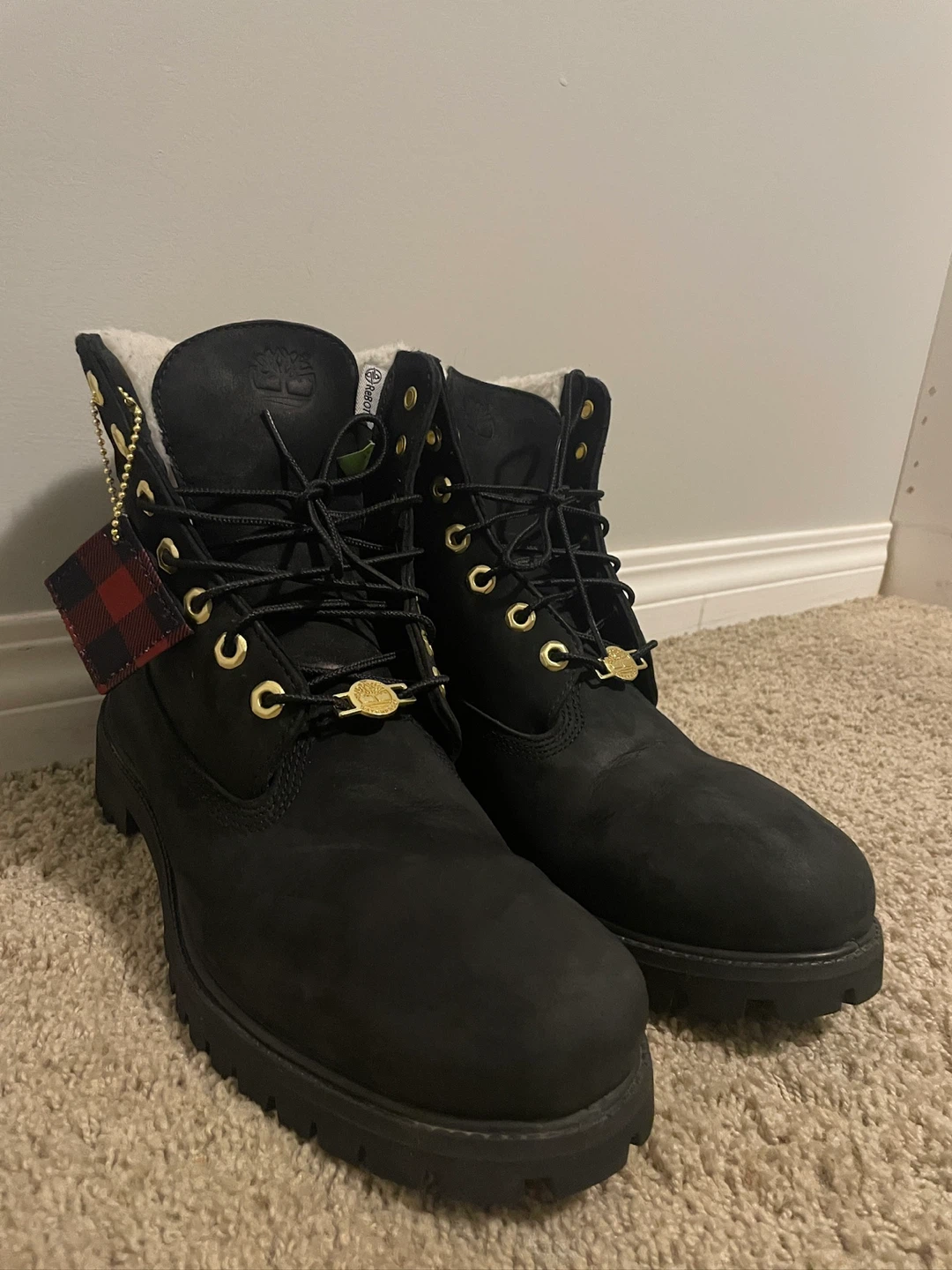 Timberland Black Suede Sherpa Lined Boots - photo 4