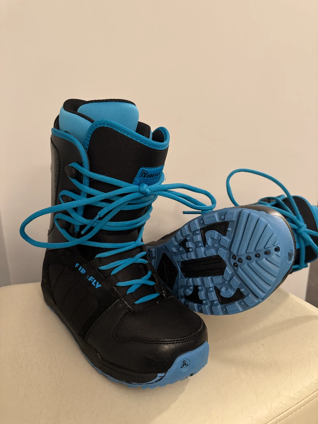 Firefly Snowboard Boots - Black/Blue size 8