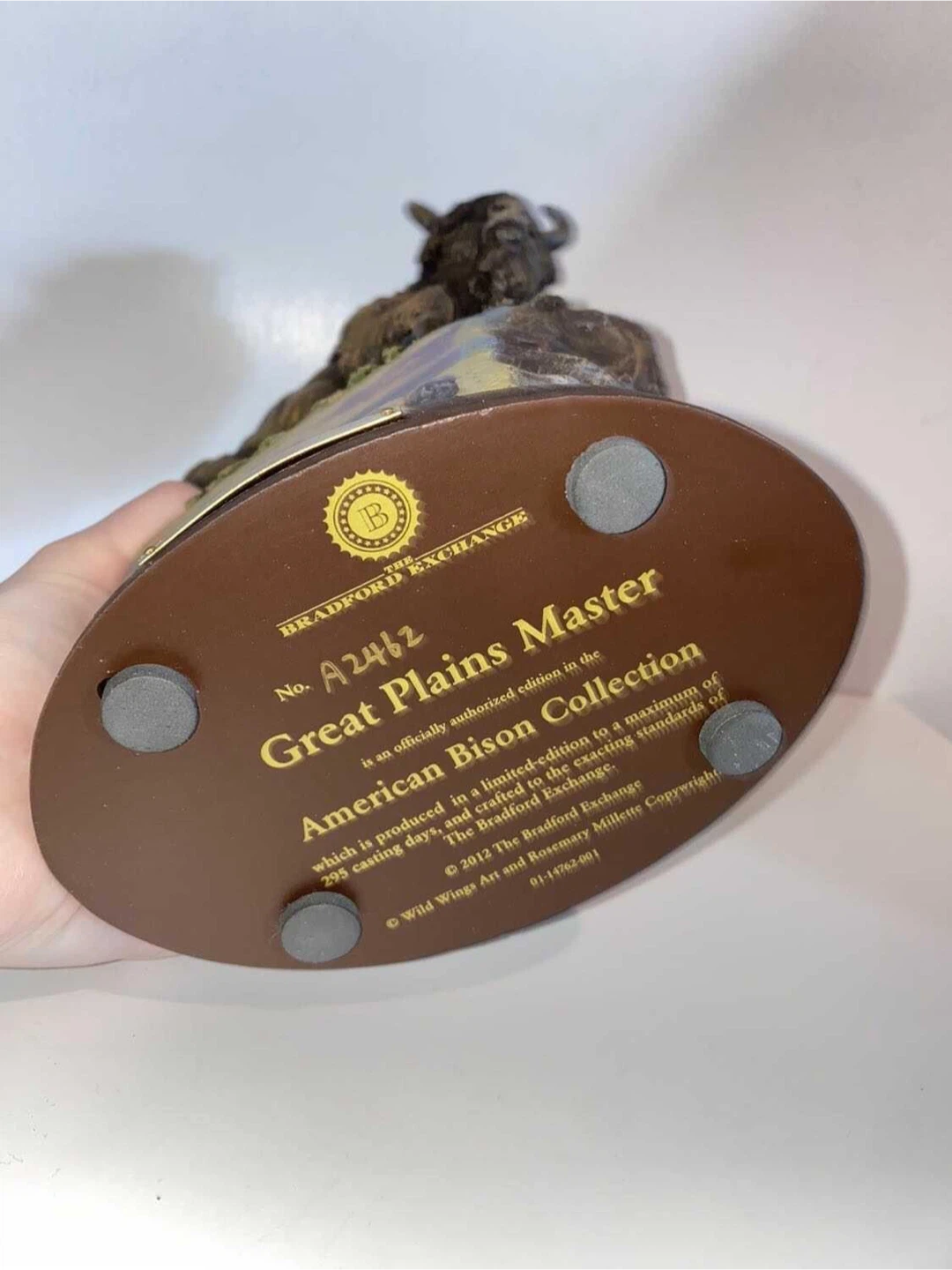 Great Plains Master Buffalo statue - photo 2