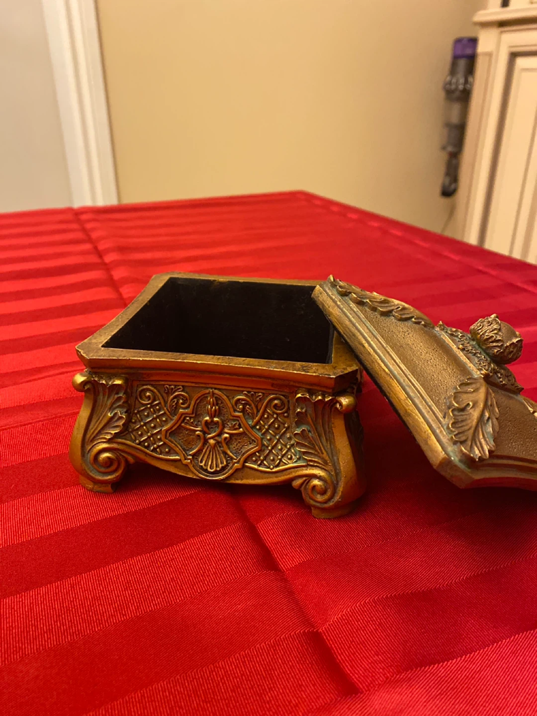 Ornate Gold Tone Trinket Box - photo 2