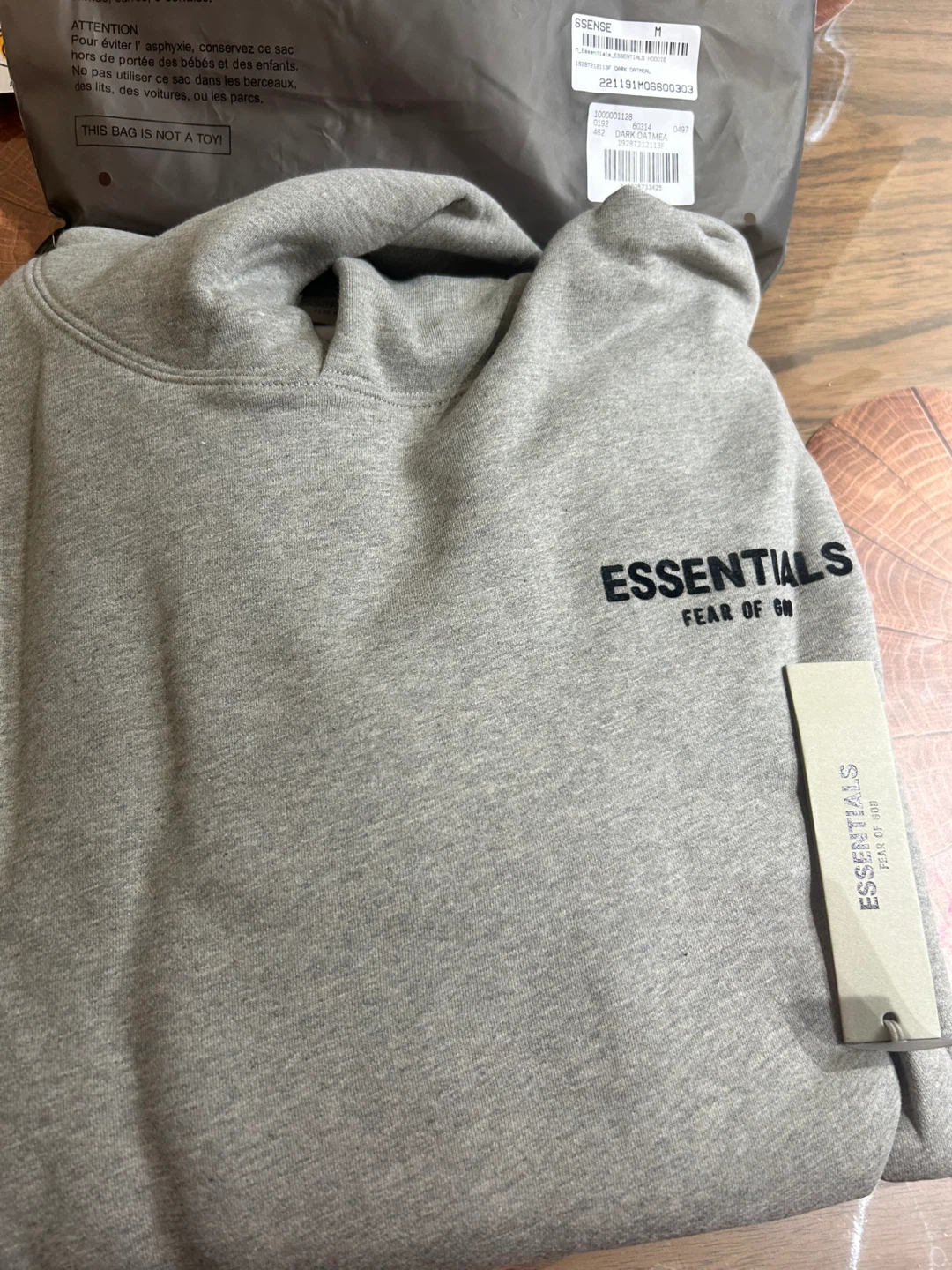 ESENTIAL HOODIE ✅NEGOTIATING✅