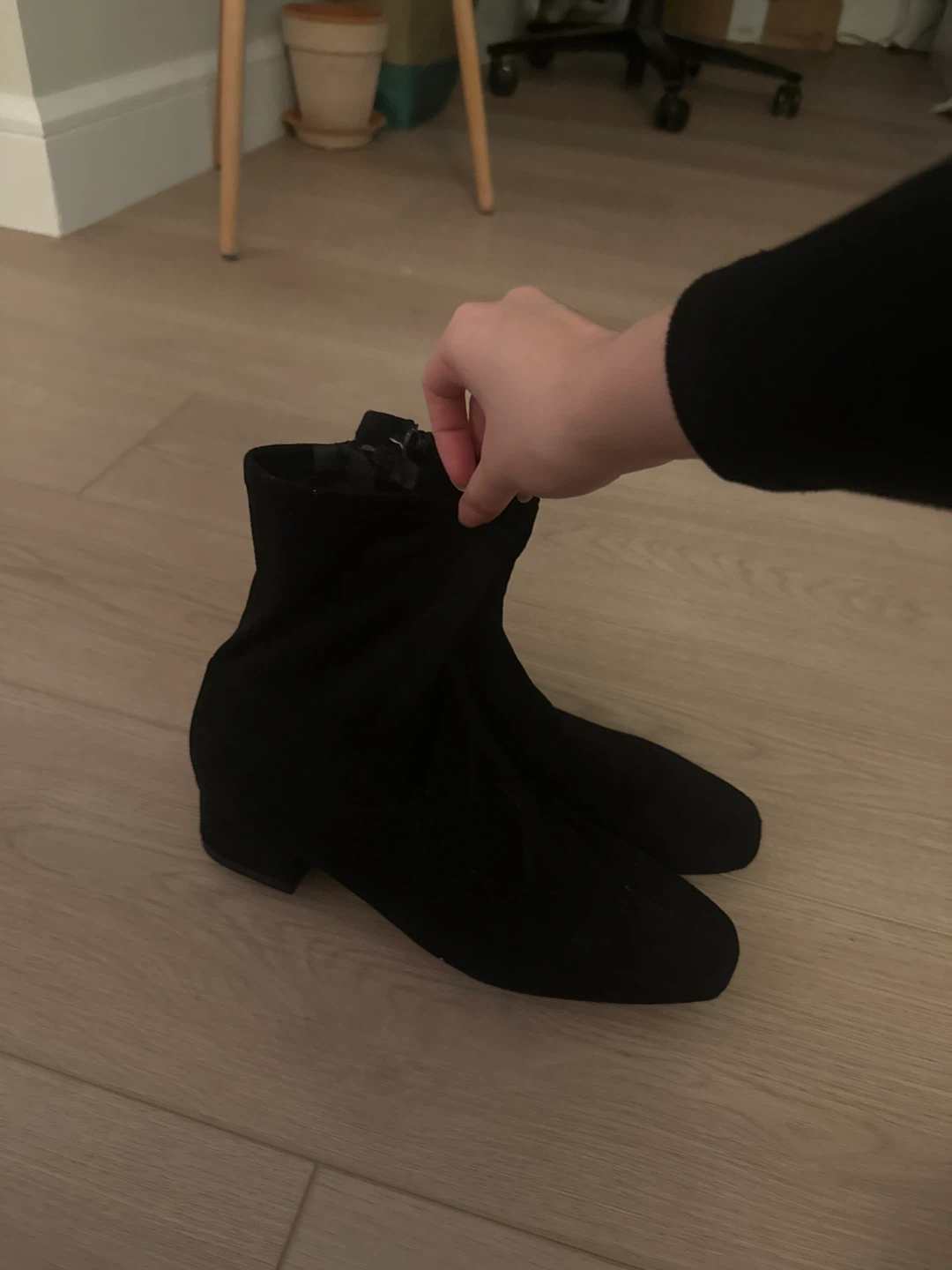 Black Ankle Boots - photo 2