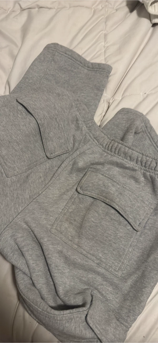 Aritzia Sweatfleece Mega Fit Grey Sweatpants Size M - photo 2