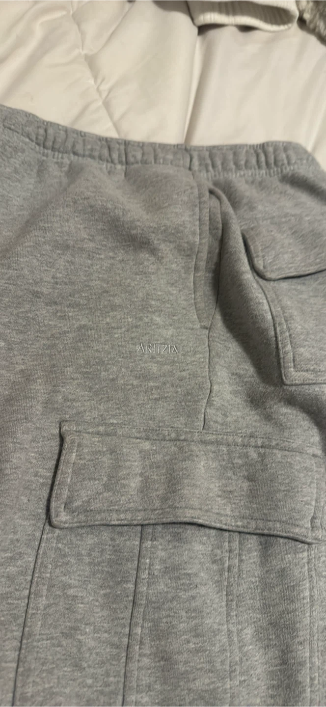 Aritzia Sweatfleece Mega Fit Grey Sweatpants Size M - photo 3