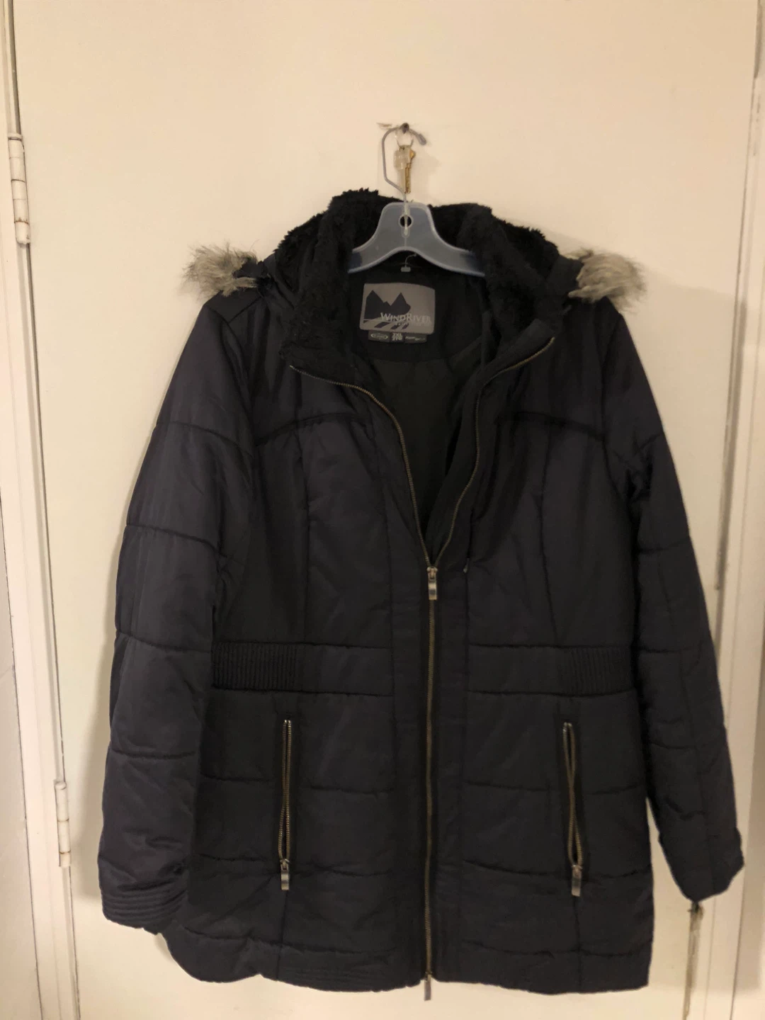 Winter jackets for free men and women