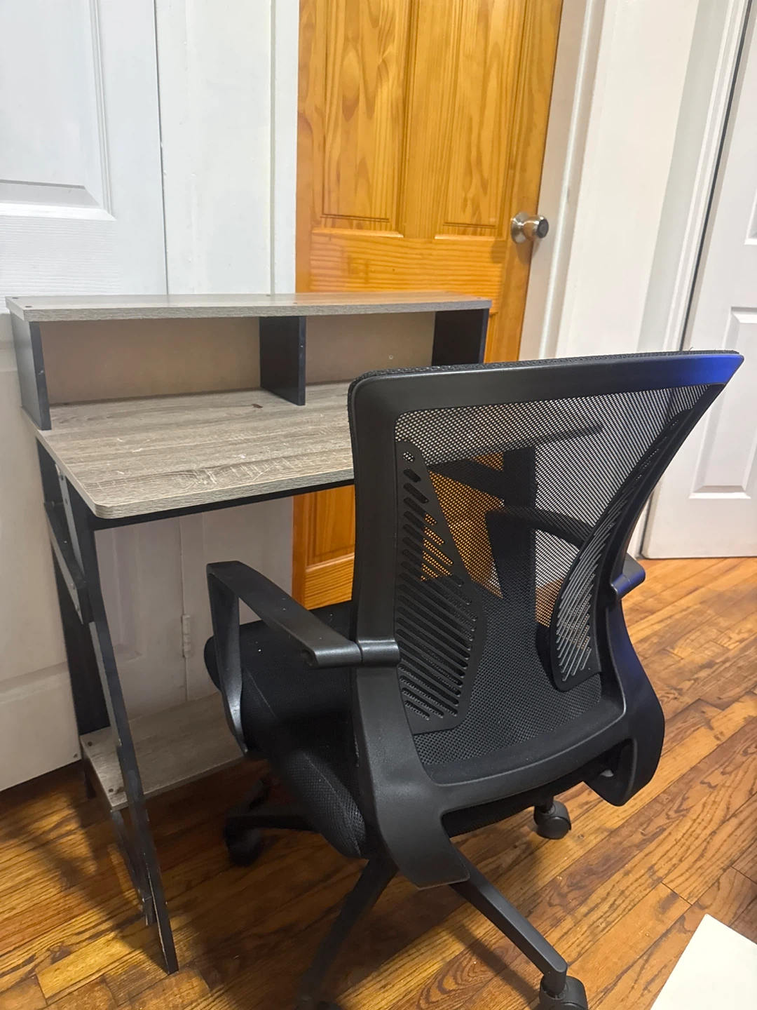 Computer Desk with Shelf