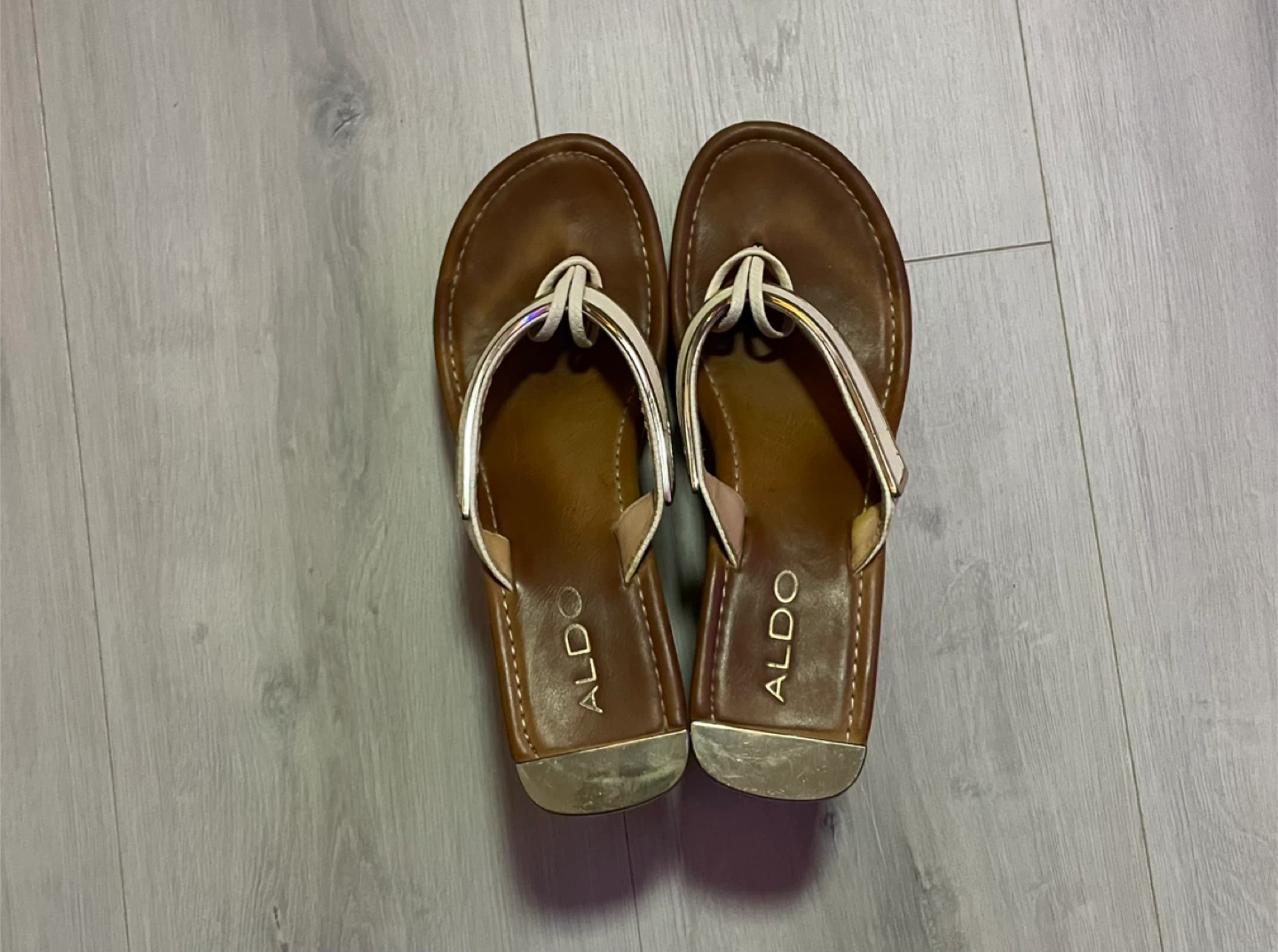 Adorable Aldo Wedge Sandals - photo 2