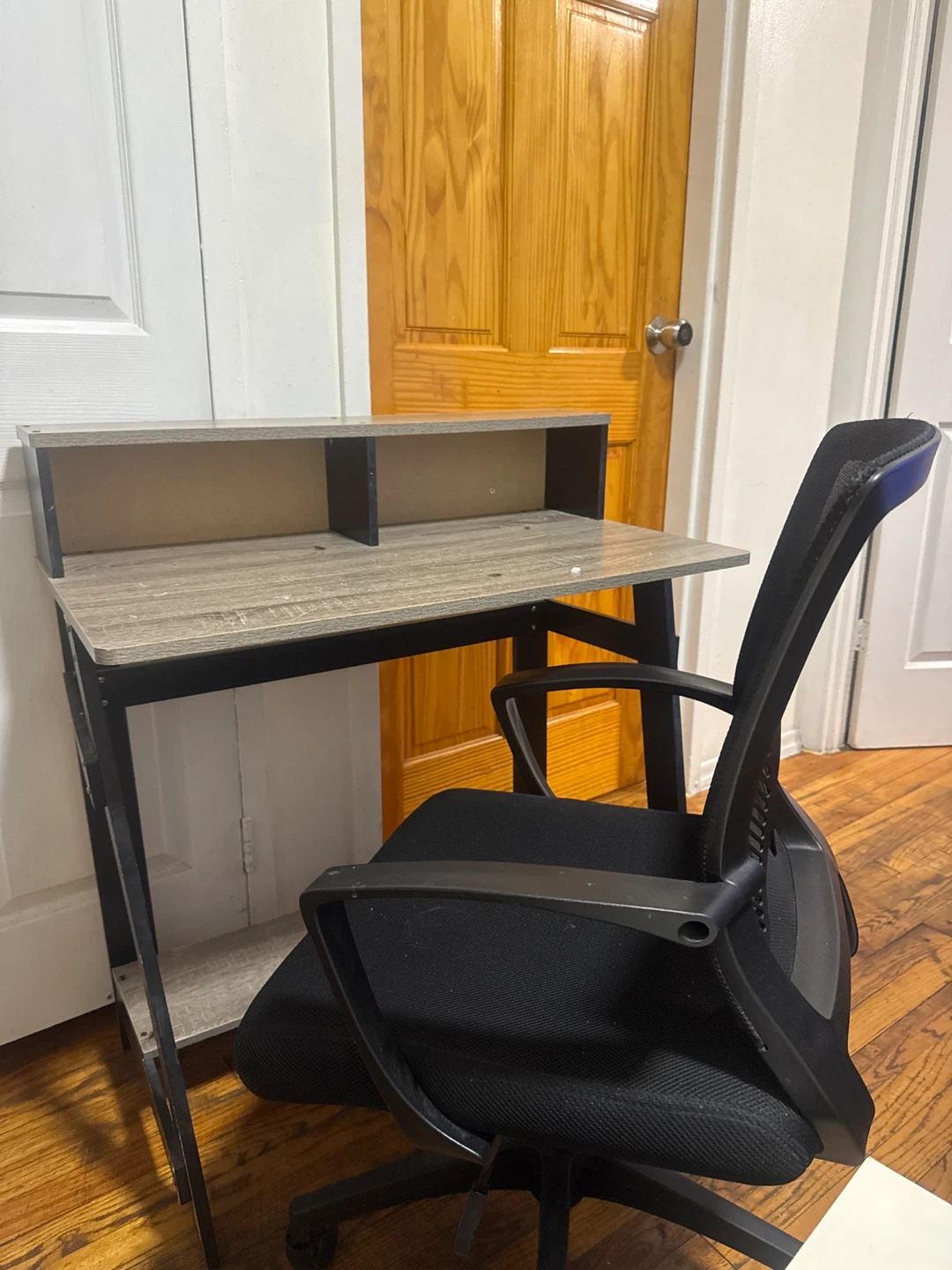 Computer Desk with Shelf - photo 2