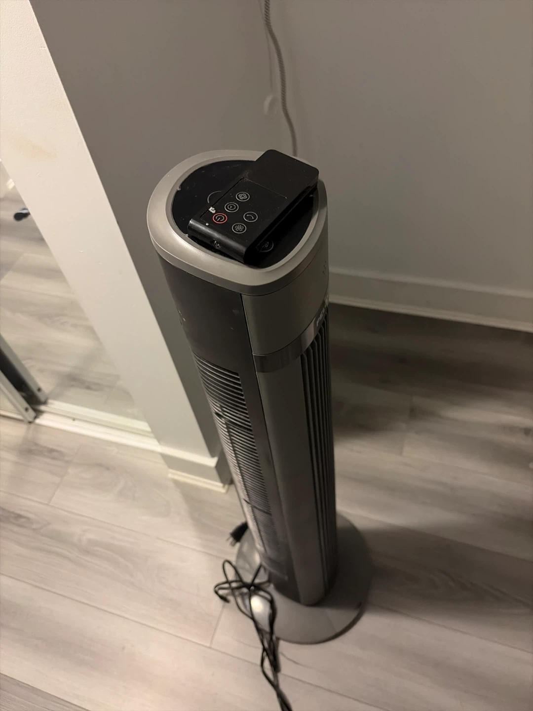 Pelonis Tower Fan with Remote - photo 3