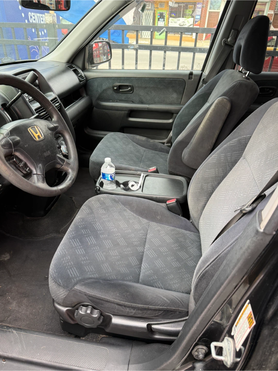 Black Honda CR-V SUV - photo 5
