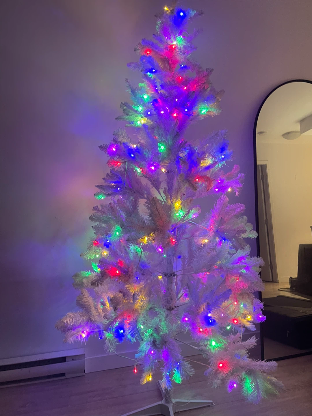White Christmas Tree w lights - photo 4