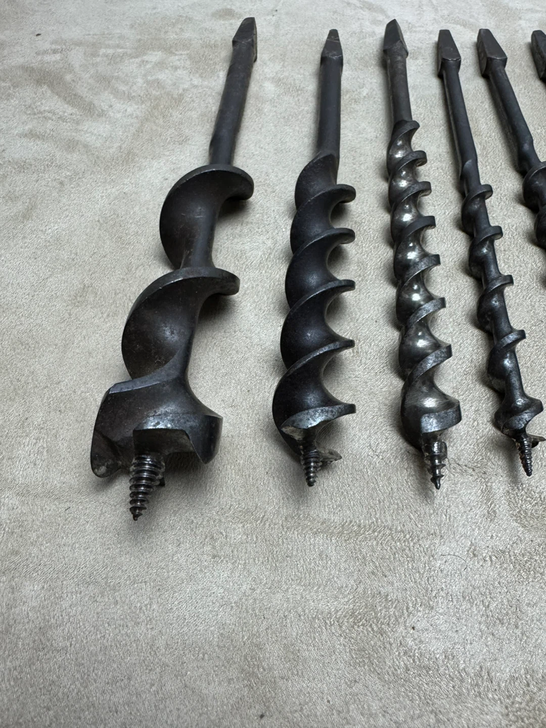 Set of 10 Wood Auger Drill Bits with Canvas Roll