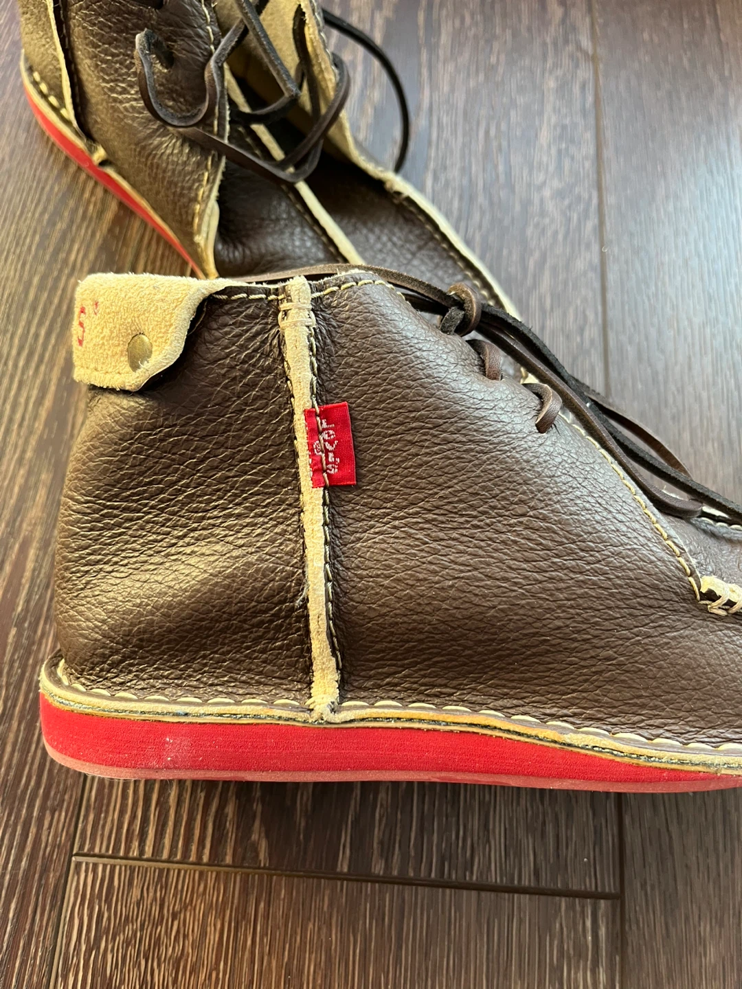 New: Levi's Brown Leather Chukka Boots - EU 43 / US 10 - photo 2