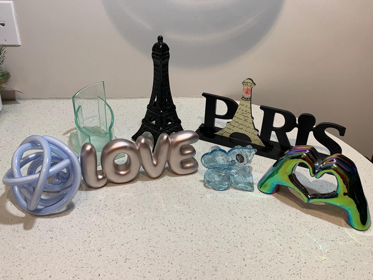 Assorted winners decors