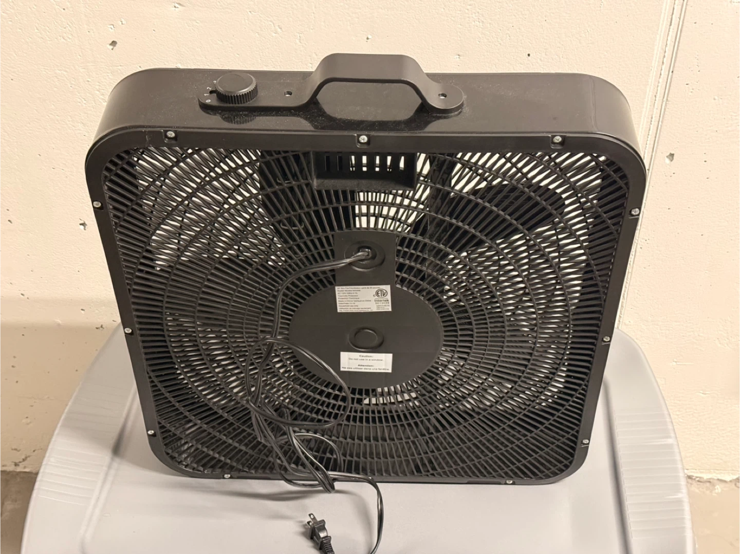 20 Box Fan - Like New - photo 2