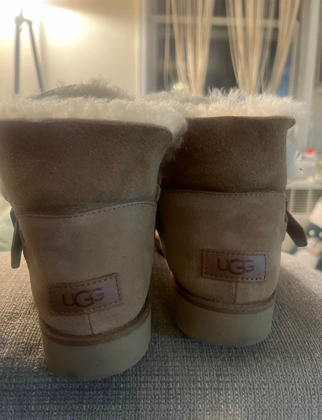 UGG Women's Brown Suede Sheepskin Lined Boots Size 8 - photo 3